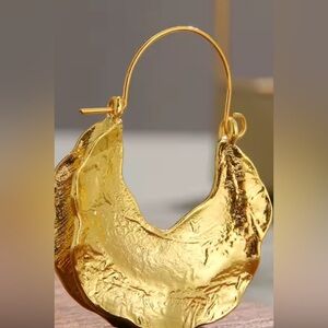 Gold looking Hoop Earrings